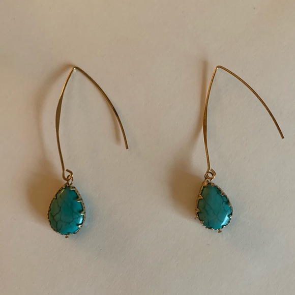 Jewelry - Teal stone earrings